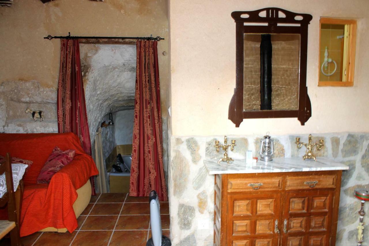 Casa Rural Con Jacuzzi Paraiso Del Jucar 阿尔卡拉德尔胡卡尔 外观 照片